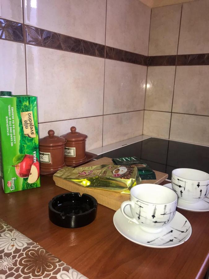 Jovana -- Porodicni Apartmani Igalo Херцег-Новий Екстер'єр фото