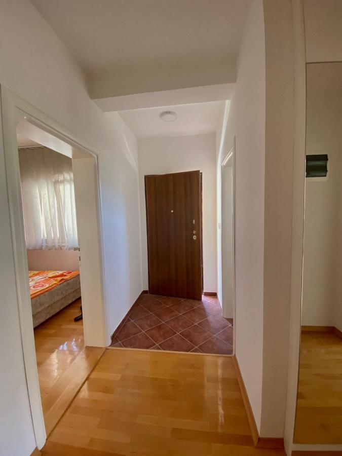 Jovana -- Porodicni Apartmani Igalo Херцег-Новий Екстер'єр фото
